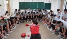 上好“开学第一课” 急救知识护新生