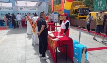 黔南红十字救护员及志愿者参与第14届贵州茶博会黔南分会场救护志愿服务工作